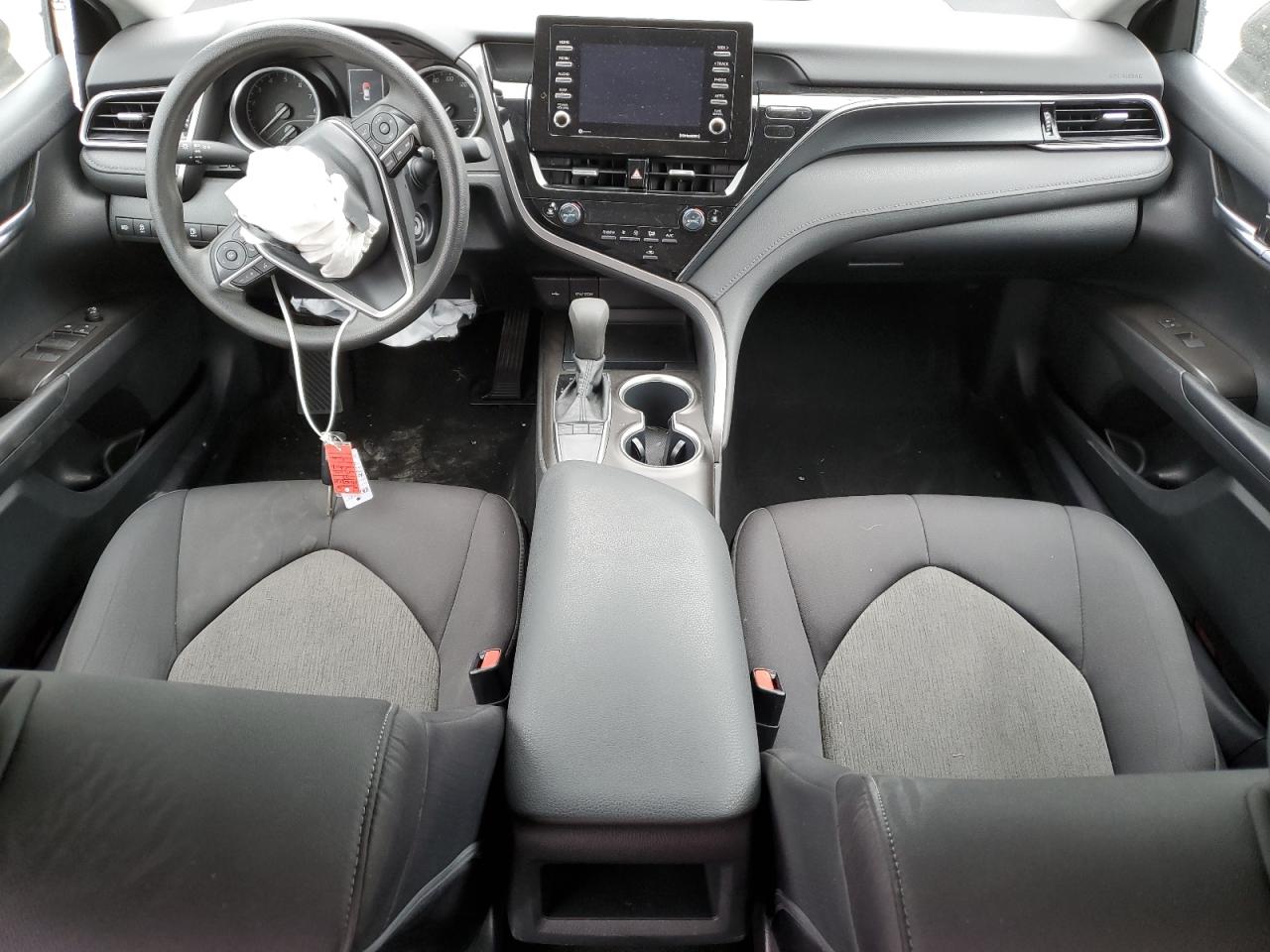 2022 TOYOTA CAMRY LE VIN:4T1C11AK7NU636524