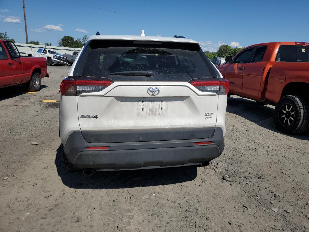 2022 TOYOTA RAV4 XLE VIN:2T3P1RFVXNC274667