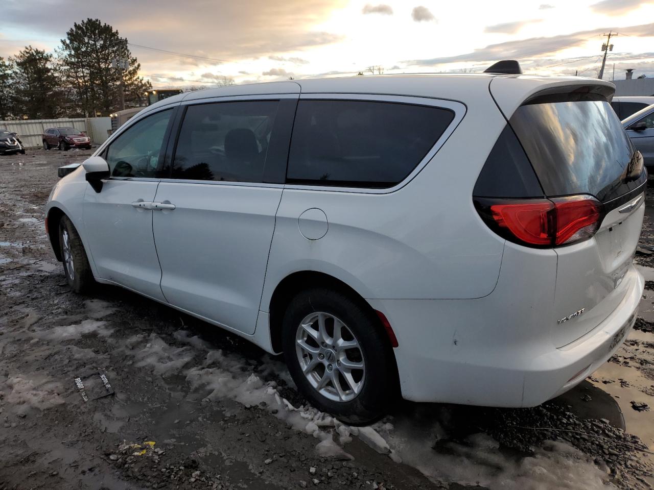 2022 CHRYSLER VOYAGER LX VIN:2C4RC1CG0NR104854