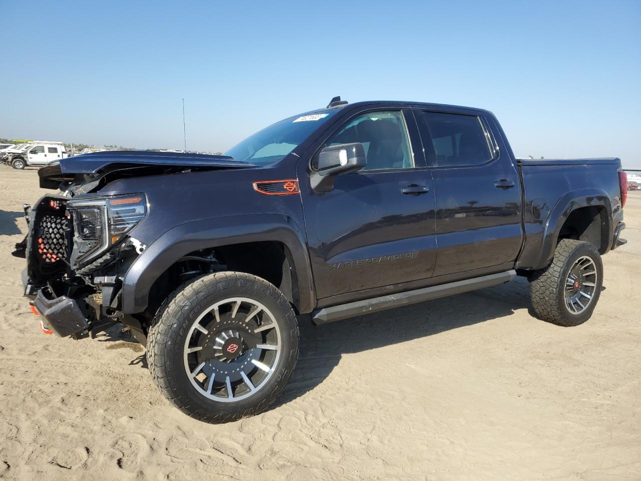 2022 GMC SIERRA K1500 AT4 VIN:3GTPUEEL0NG661386