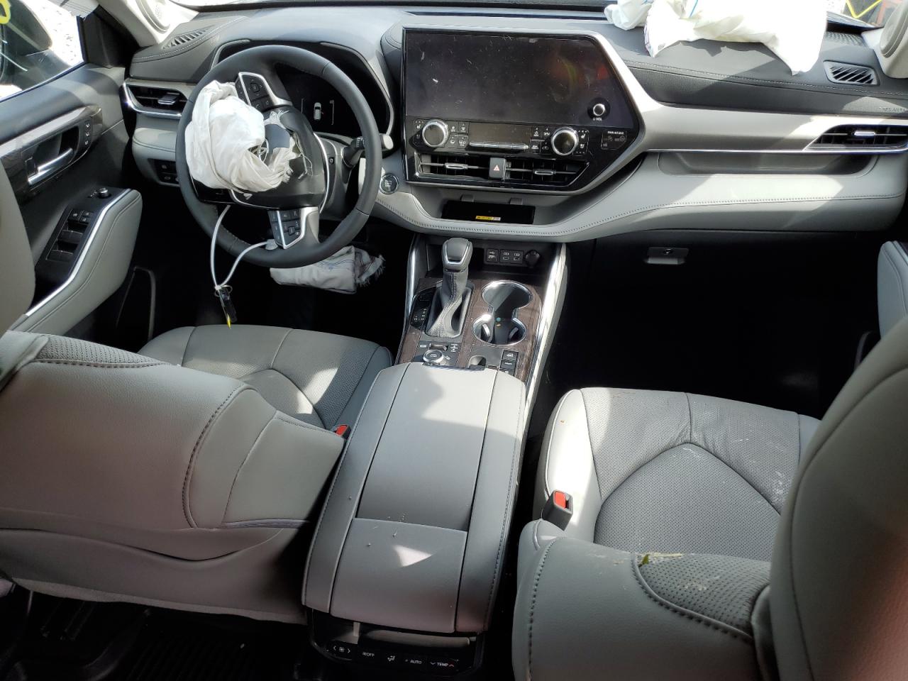 2023 TOYOTA HIGHLANDER L VIN:5TDKDRBH6PS517444