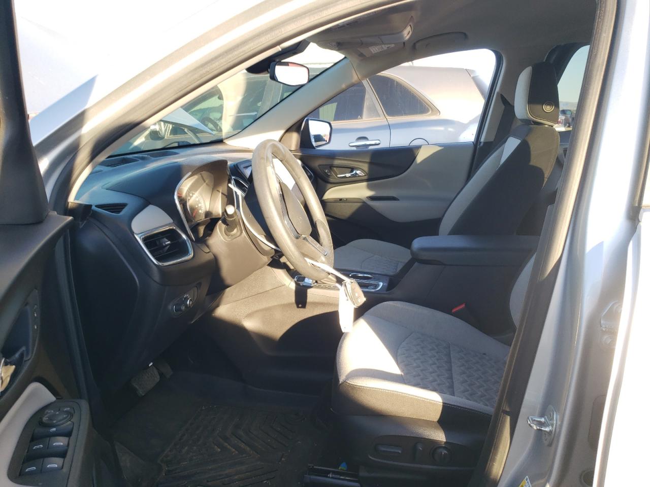 2022 CHEVROLET EQUINOX LT VIN:3GNAXTEV2NL141479