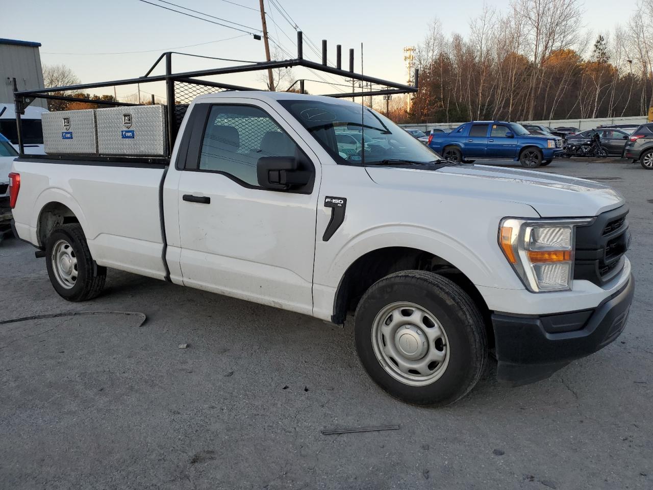 2022 FORD F150  VIN:1FTMF1CB8NKF16332