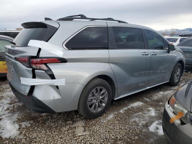 2021 TOYOTA SIENNA XLE VIN: 5TDJRK***********