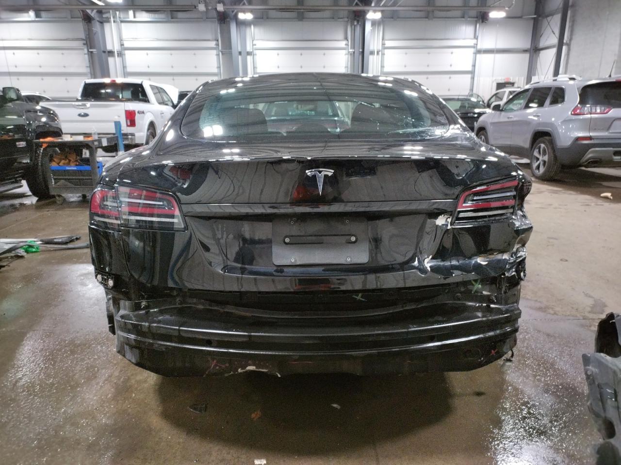 2022 TESLA MODEL S  VIN:5YJSA1E56NF477217