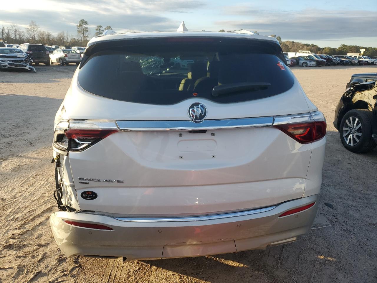 2023 BUICK ENCLAVE PREMIUM VIN:5GAEVBKWXPJ119782