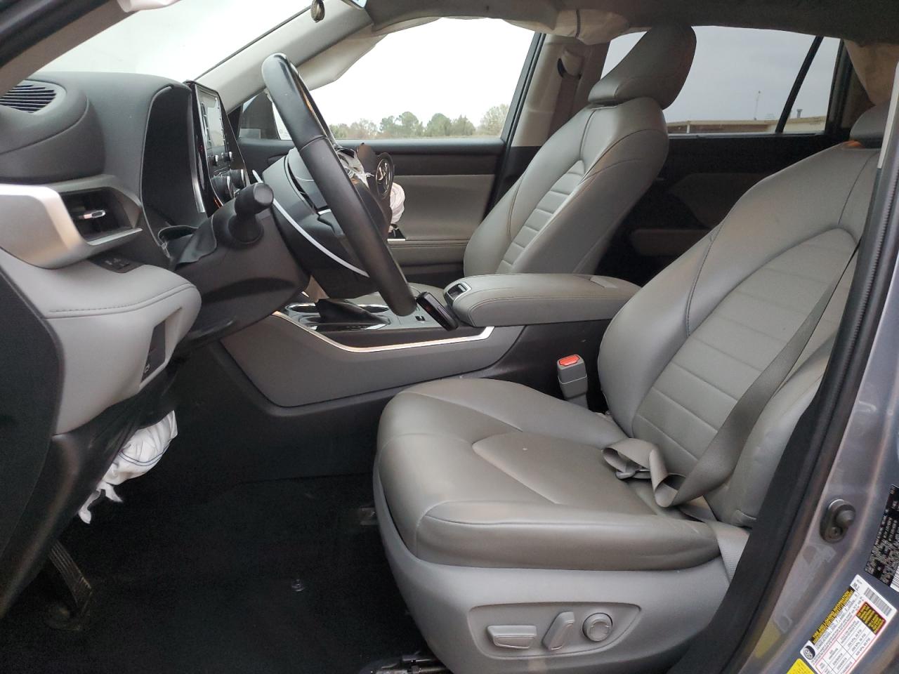 2022 TOYOTA HIGHLANDER XLE VIN:5TDGZRAH7NS115454