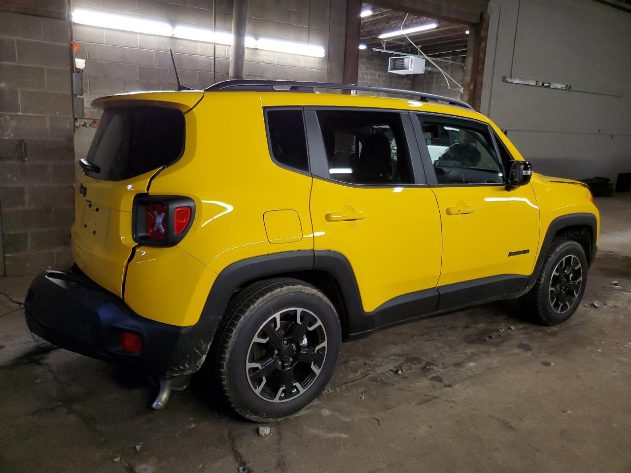 2023 JEEP RENEGADE LATITUDE VIN:ZACNJDB17PPP58046