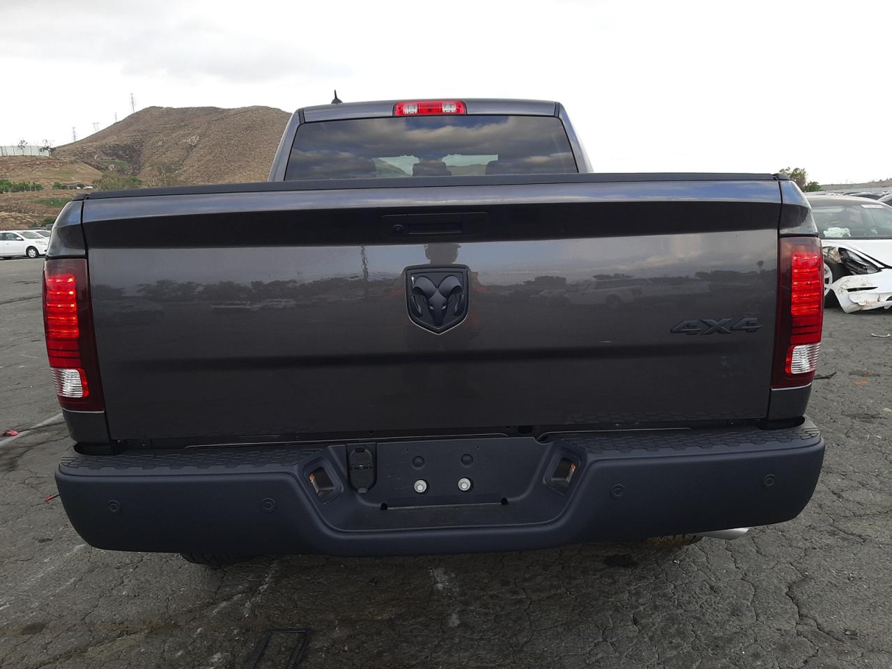 2023 RAM 1500 CLASSIC SLT VIN:1C6RR7GG2PS555207