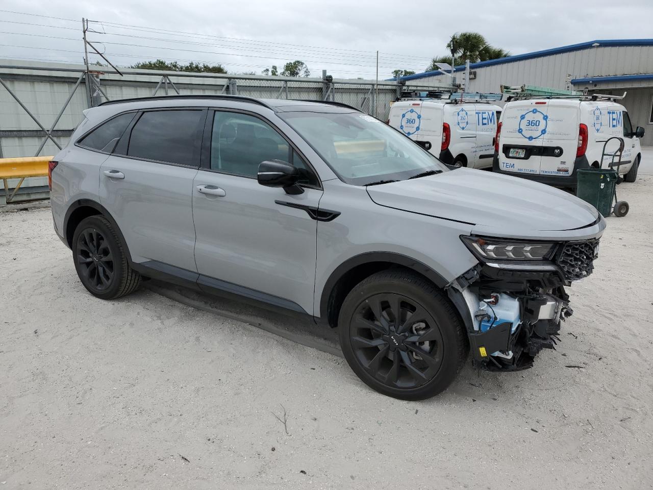 2023 KIA SORENTO SX VIN:5XYRK4LF9PG215728