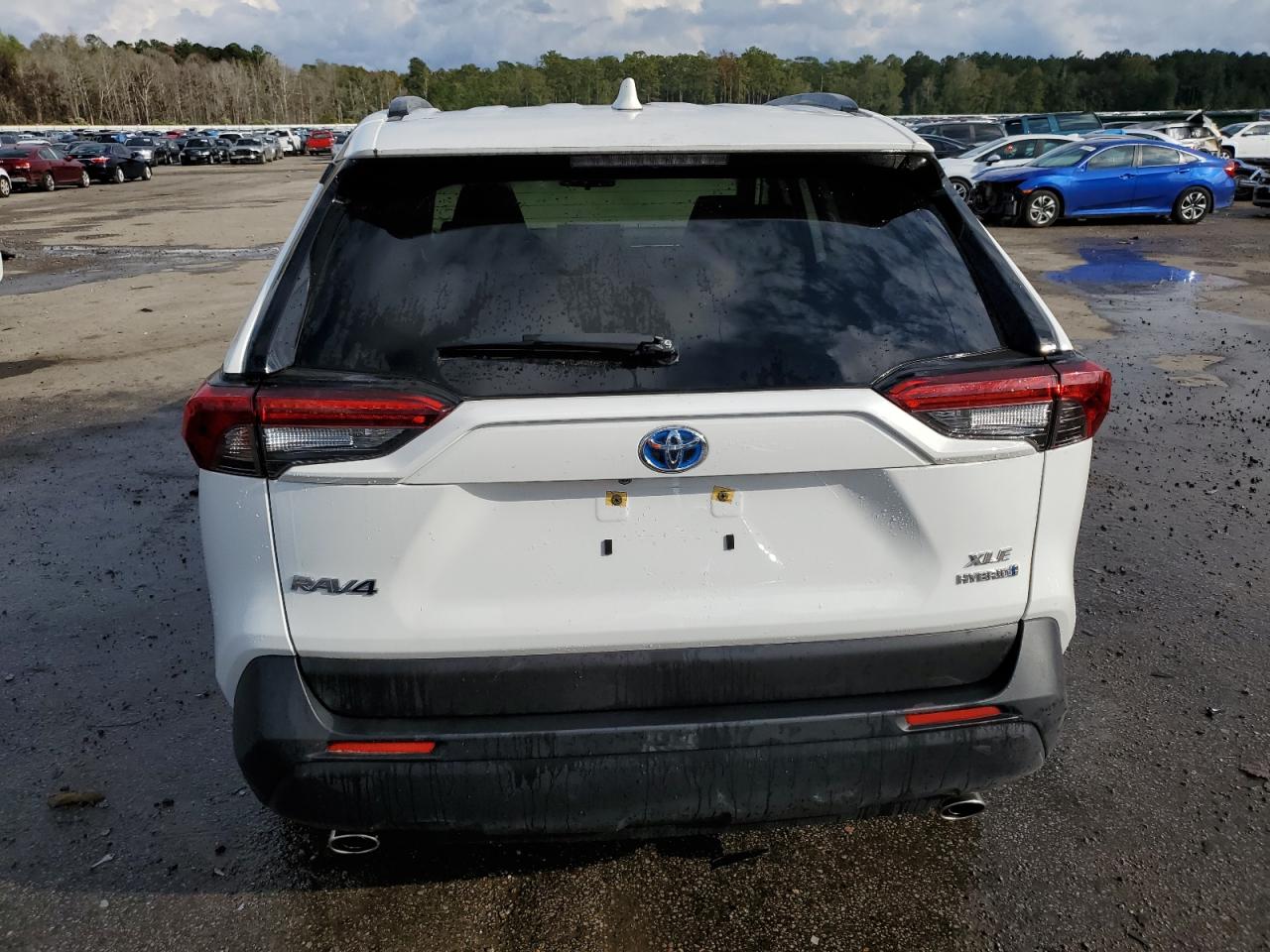 2022 TOYOTA RAV4 XLE VIN:JTMRWRFV2ND144596