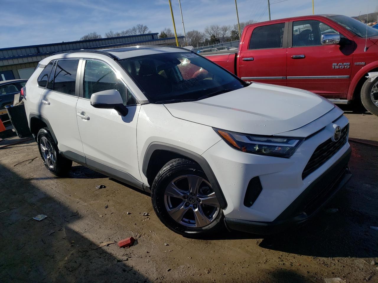 2023 TOYOTA RAV4 XLE VIN:2T3W1RFV7PW260738