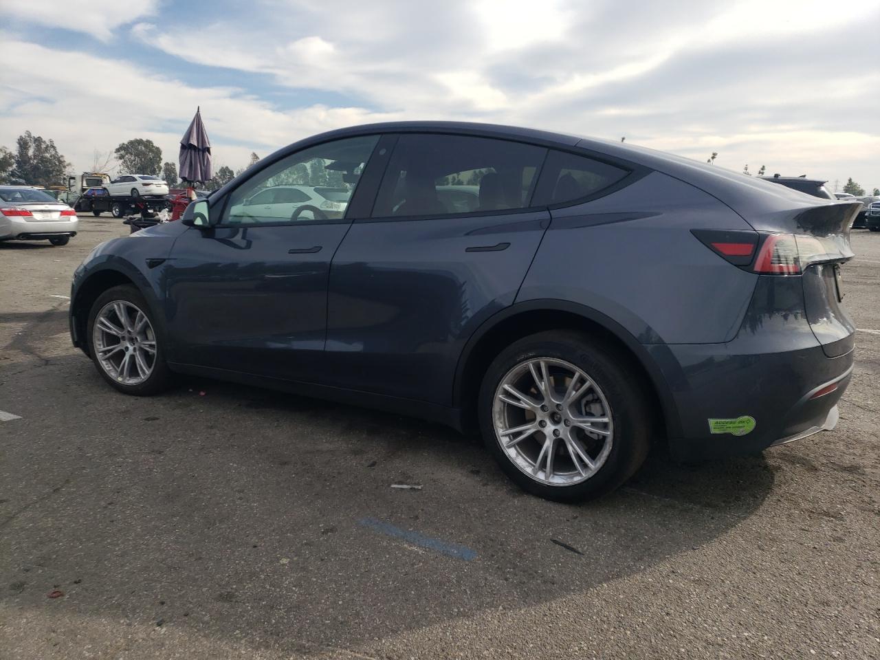 2023 TESLA MODEL Y  VIN:7SAYGDEE0PA079126