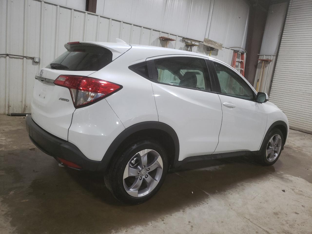 2022 HONDA HR-V LX VIN:3CZRU6H30NM717493