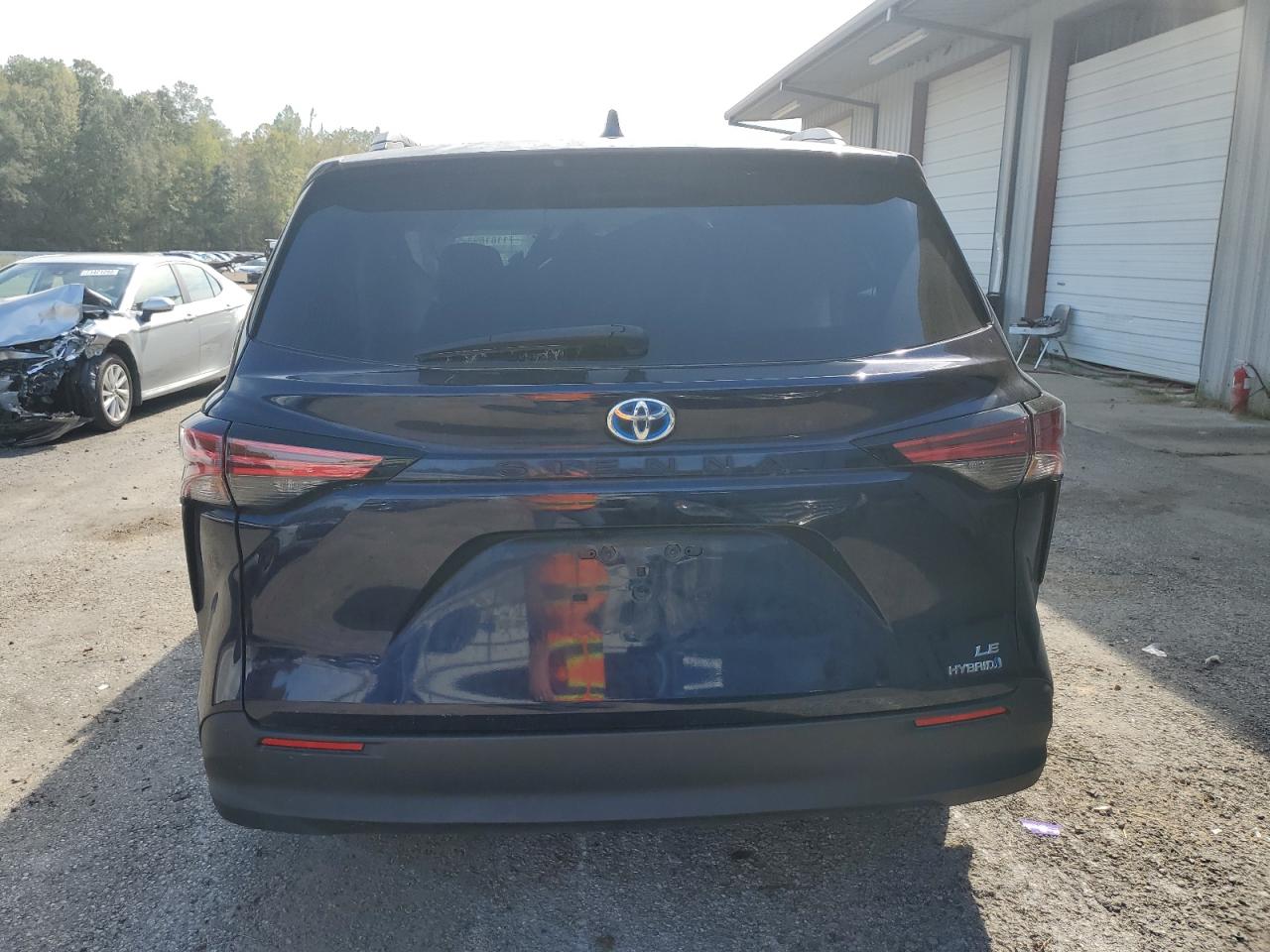 2022 TOYOTA SIENNA LE VIN:5TDKRKEC0NS100181