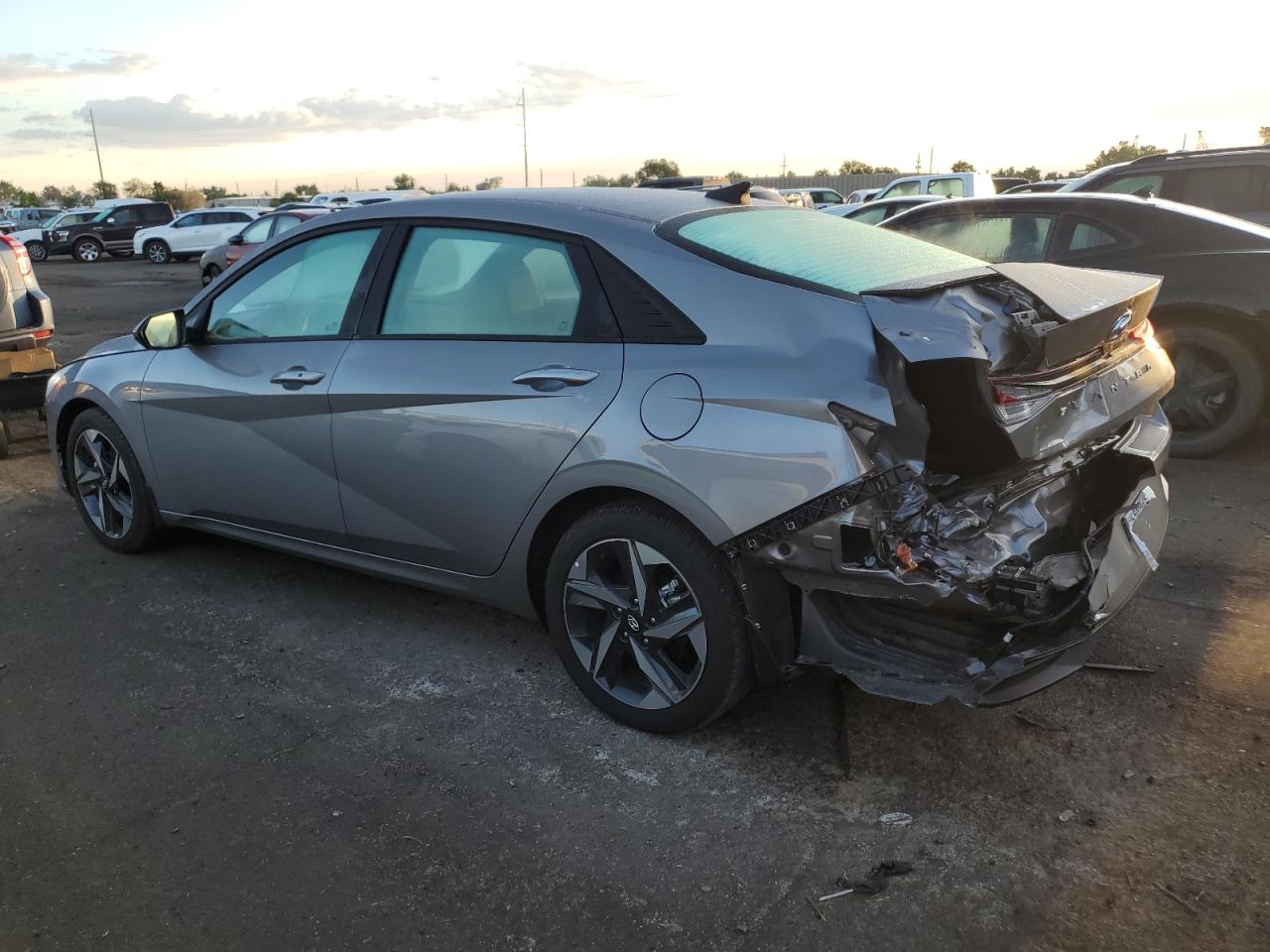 2023 HYUNDAI ELANTRA SEL VIN:KMHLS4AG8PU566173
