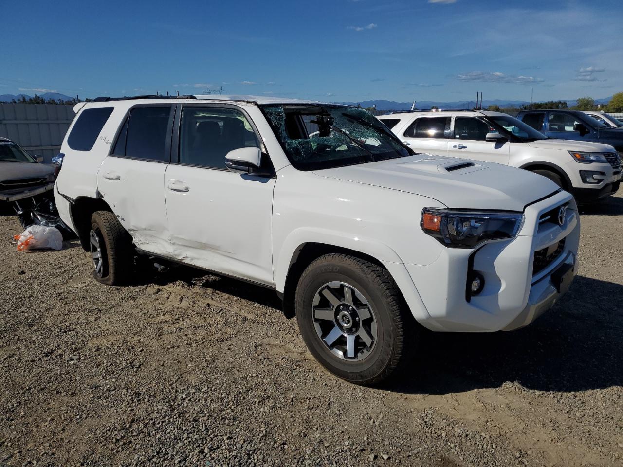 2022 TOYOTA 4RUNNER SR5 PREMIUM VIN:JTERU5JR6N6081530