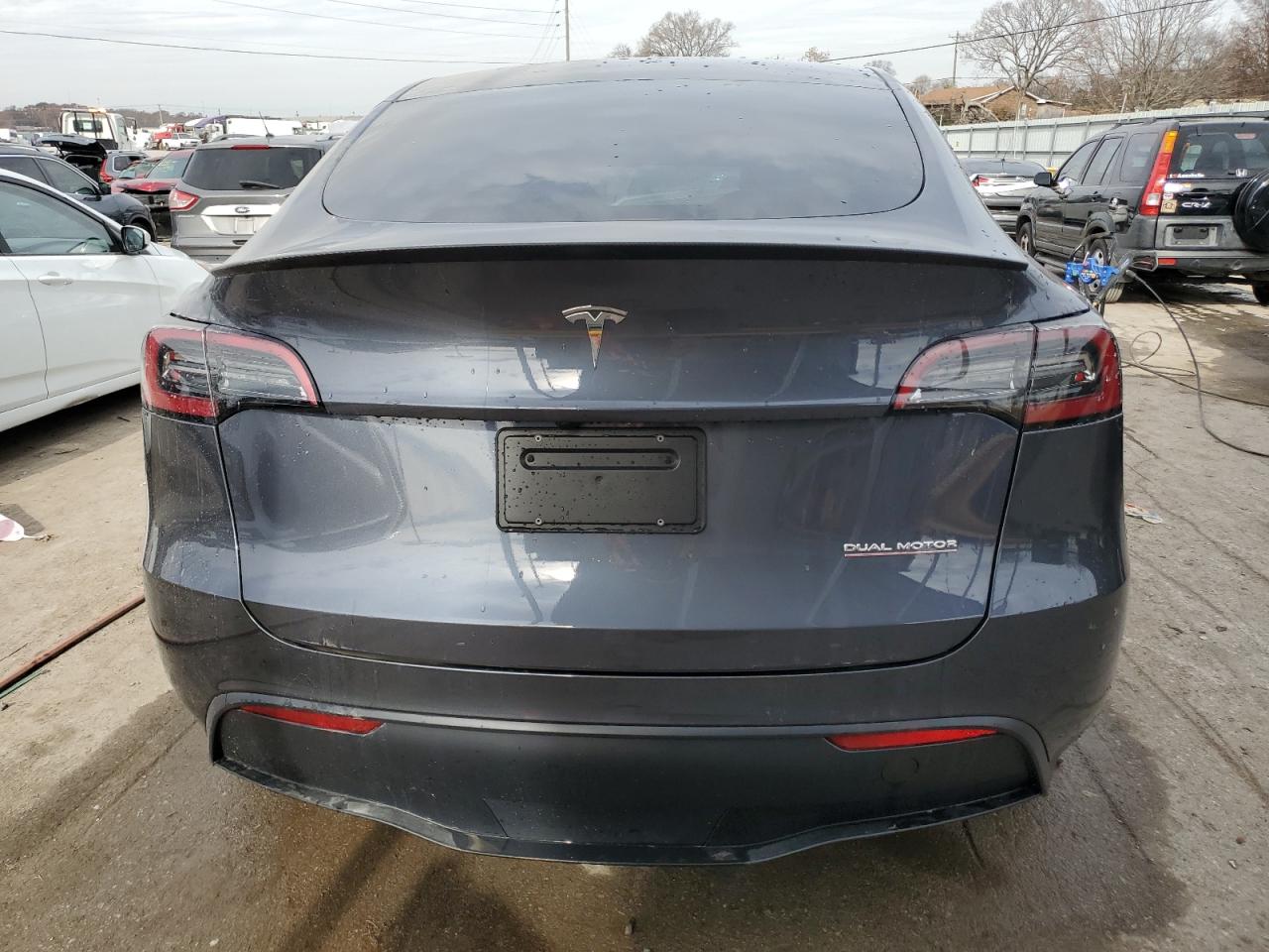 2023 TESLA MODEL Y  VIN:7SAYGDEF7PF895018