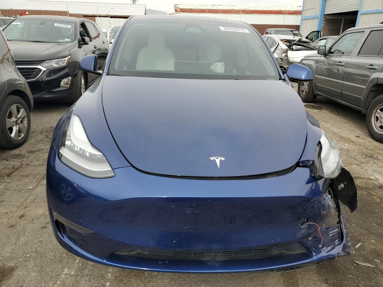 2022 TESLA MODEL Y  VIN:7SAYGDEE0NF403093