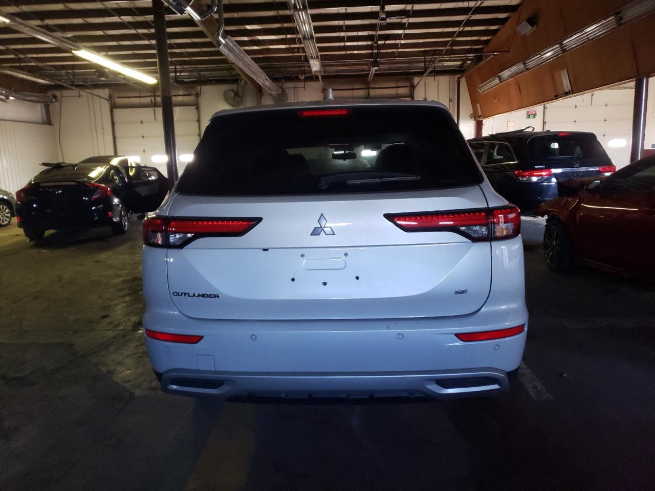 2023 MITSUBISHI OUTLANDER SE VIN:JA4J4UA89PZ033017