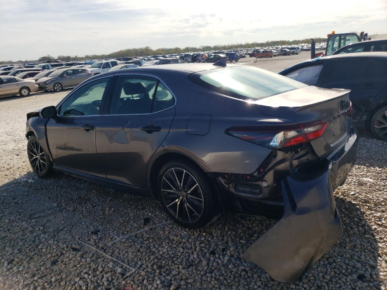 2022 TOYOTA CAMRY SE VIN:4T1G11AK9NU658378