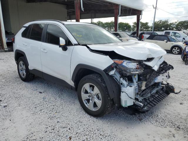 2021 TOYOTA RAV4 XLE VIN: 2T3W1RFV0MC159313