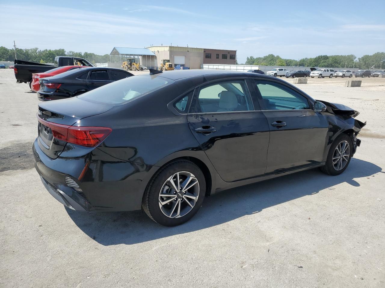 2023 KIA FORTE LX VIN:3KPF24AD4PE592517