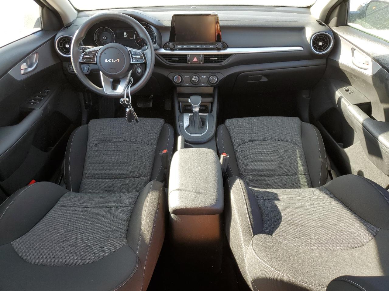 2023 KIA FORTE LX VIN:3KPF24AD0PE641082