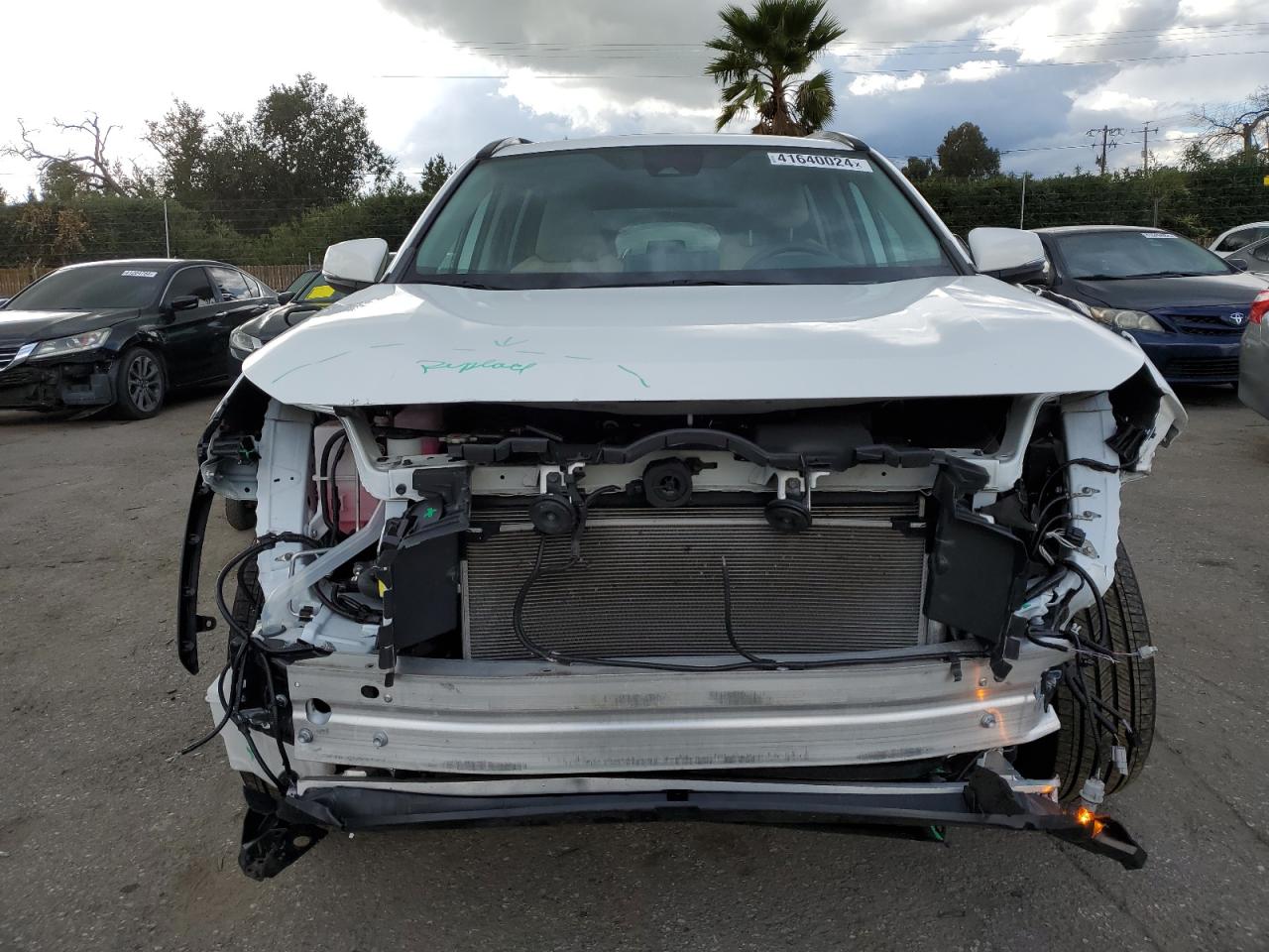 2022 TOYOTA RAV4 XLE VIN:2T3RWRFV2NW138090