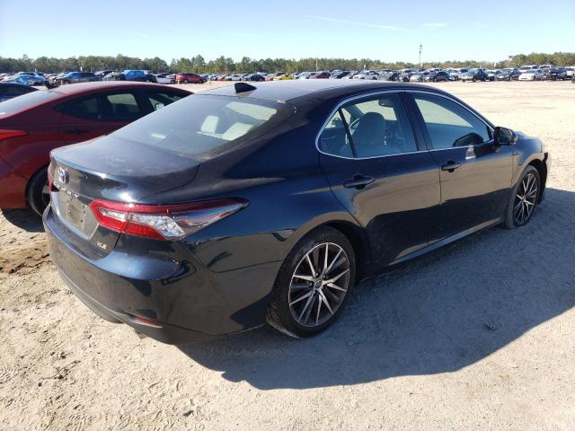 2021 TOYOTA CAMRY XLE VIN: 4T1F11AK5MU452646