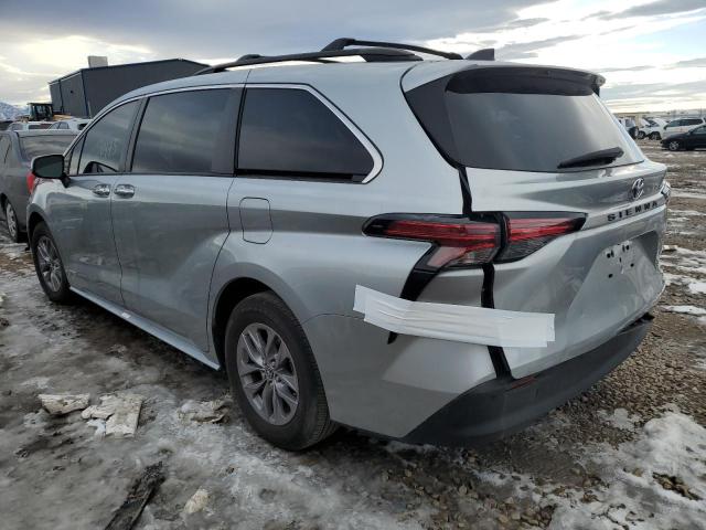 2021 TOYOTA SIENNA XLE VIN: 5TDJRK***********