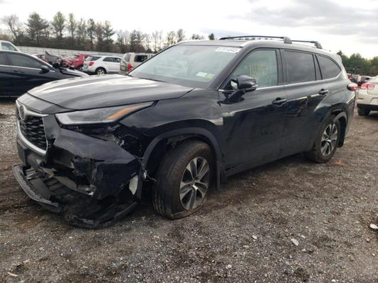 2021 TOYOTA HIGHLANDER XLE VIN: 5TDGZRBH8MS119865