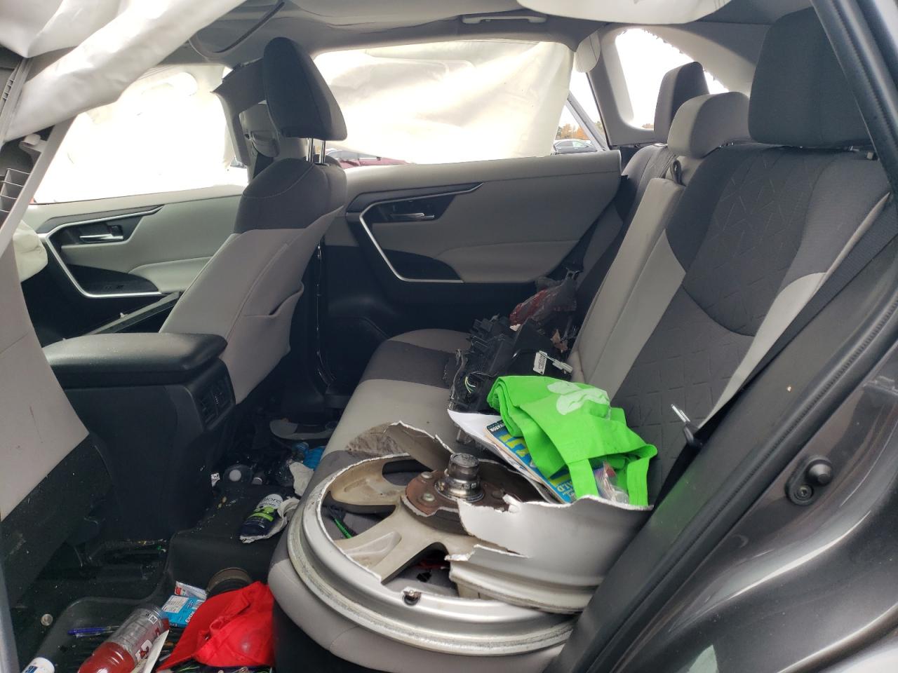 2022 TOYOTA RAV4 XLE VIN:2T3RWRFVXNW135065