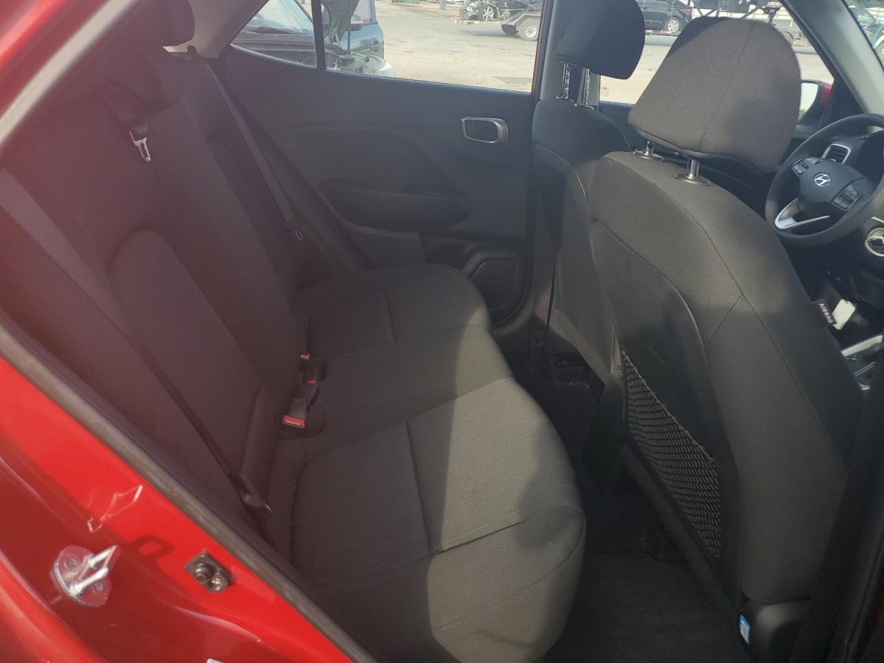 2022 HYUNDAI VENUE SE VIN:KMHRB8A37NU133908
