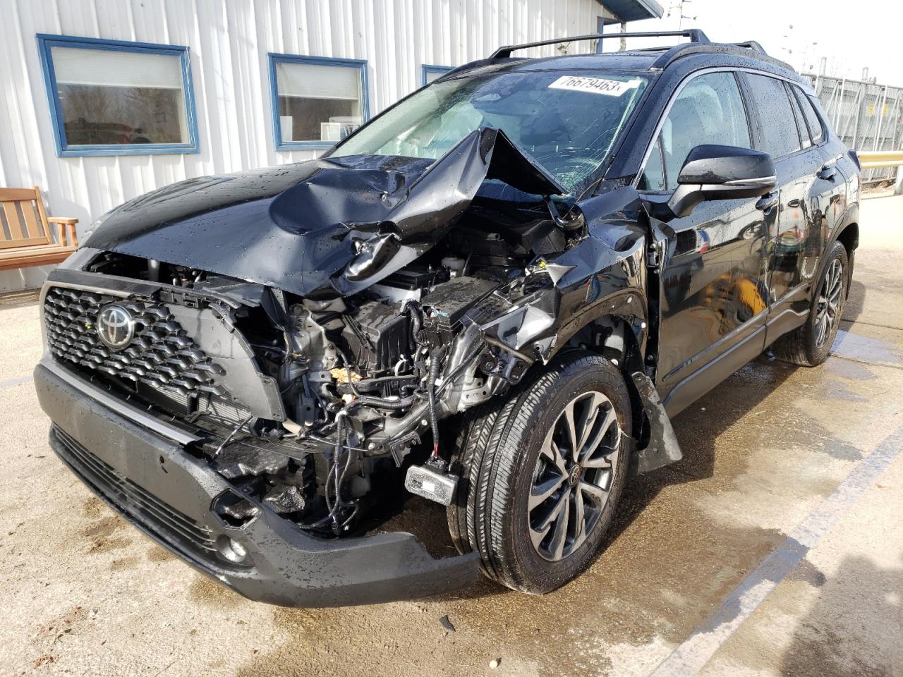 2023 TOYOTA COROLLA CROSS XLE VIN:7MUDAABG1PV070232