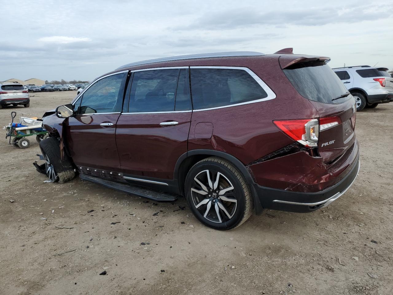 2022 HONDA PILOT TOURING VIN:5FNYF6H66NB029749