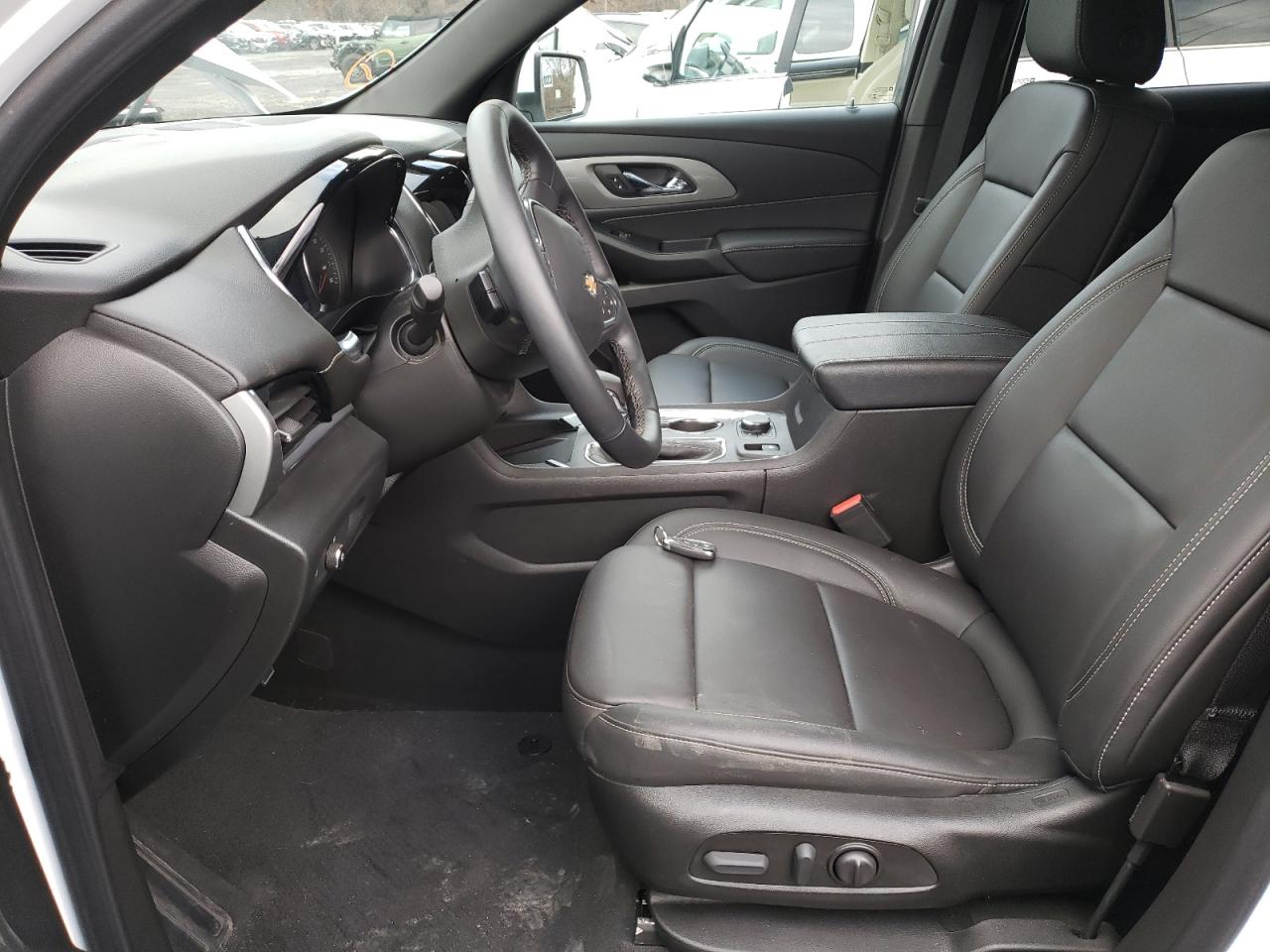 2023 CHEVROLET TRAVERSE LT VIN:1GNEVHKW3PJ172042