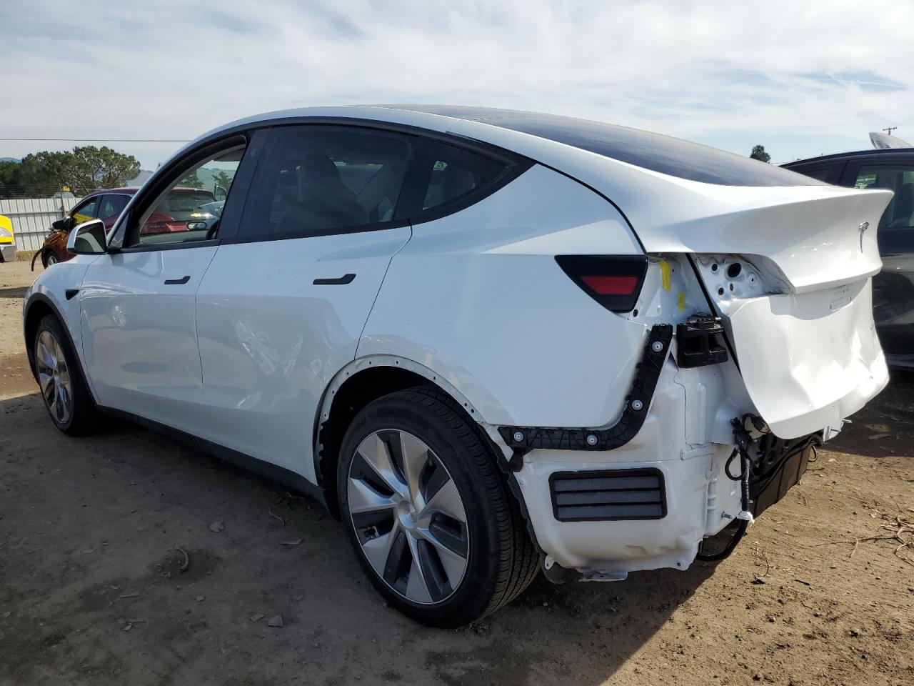 2023 TESLA MODEL Y  VIN:7SAYGDEE5PF623946