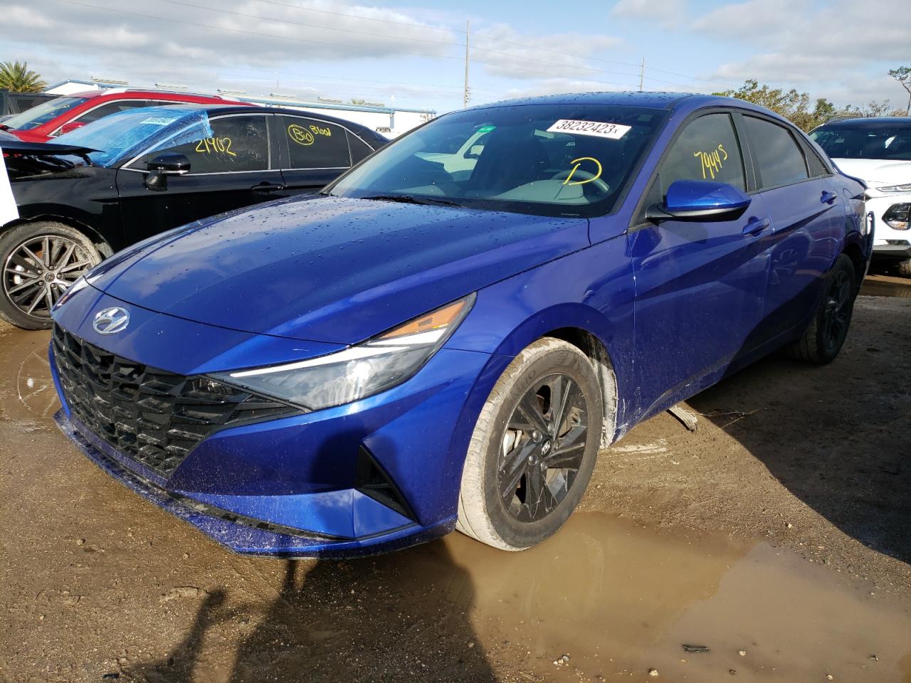 2022 HYUNDAI ELANTRA SEL VIN:KMHLM4AG1NU310061