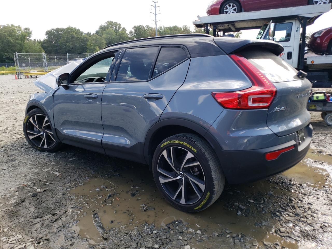 2022 VOLVO XC40 T5 R-DESIGN VIN:YV4162UM7N2723932