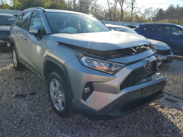 2021 TOYOTA RAV4 XLE VIN: 2T3P1RFVXMC201068