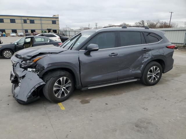 2021 TOYOTA HIGHLANDER XLE VIN: 5TDGZRAH3MS528356