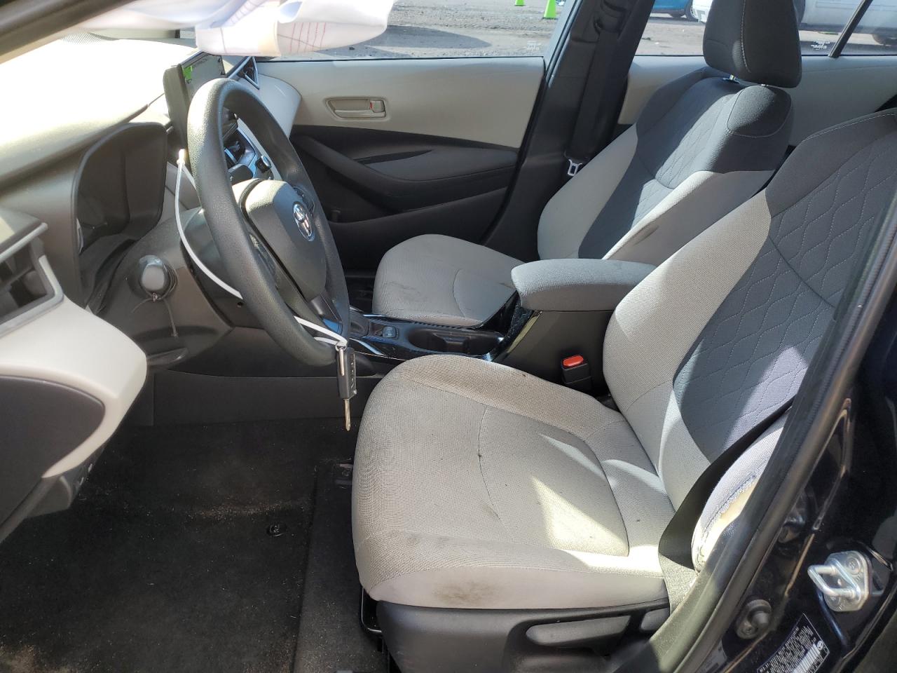 2022 TOYOTA COROLLA LE VIN:5YFEPMAE4NP320177