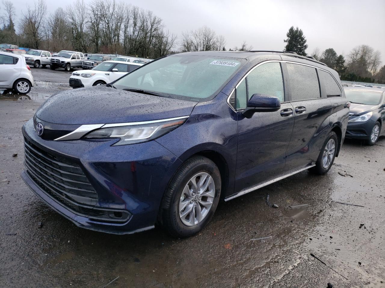 2022 TOYOTA SIENNA LE VIN:5TDBSKFC8NS063030