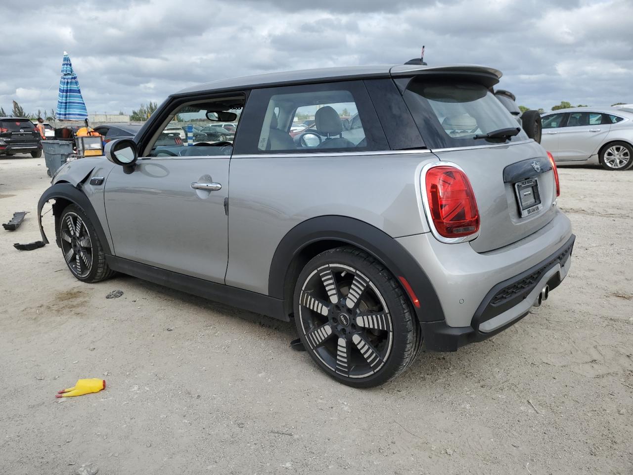 2023 MINI COOPER S VIN: WMW53DH07P2T78384 – VIN Public