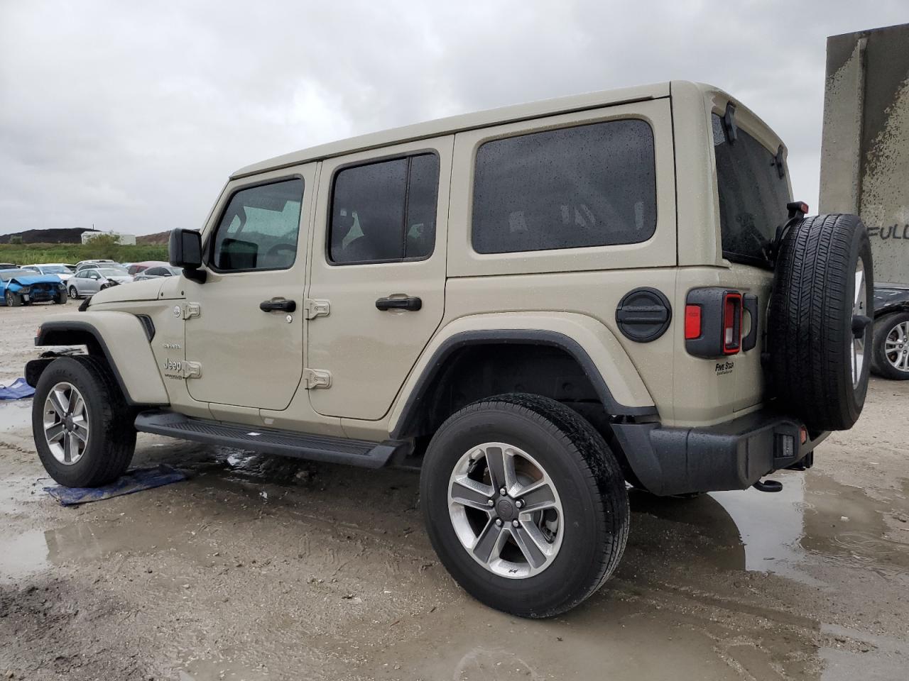 2022 JEEP WRANGLER UNLIMITED SAHARA VIN:1C4HJXEN5NW254403