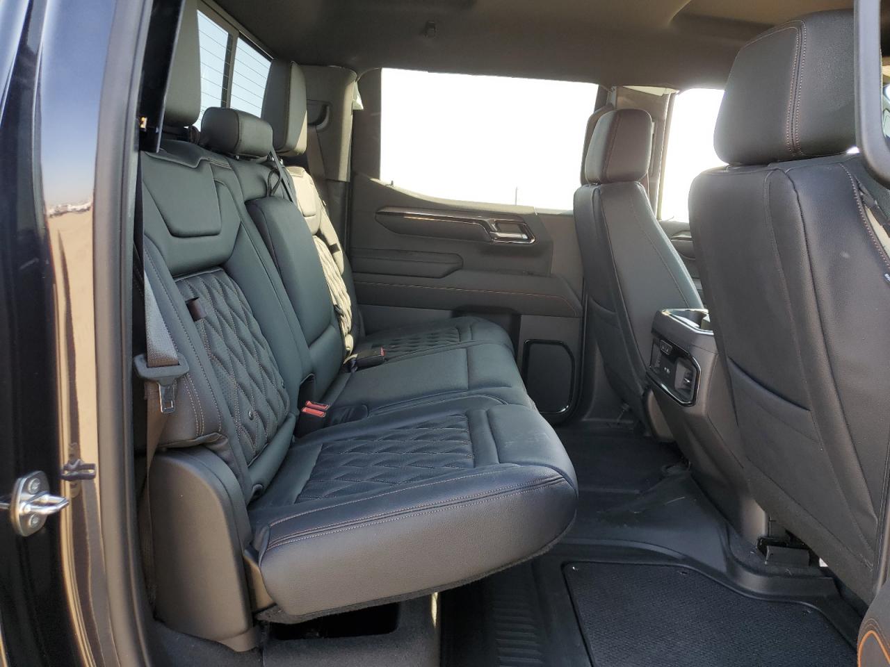 2022 GMC SIERRA K1500 AT4 VIN:3GTPUEEL0NG661386