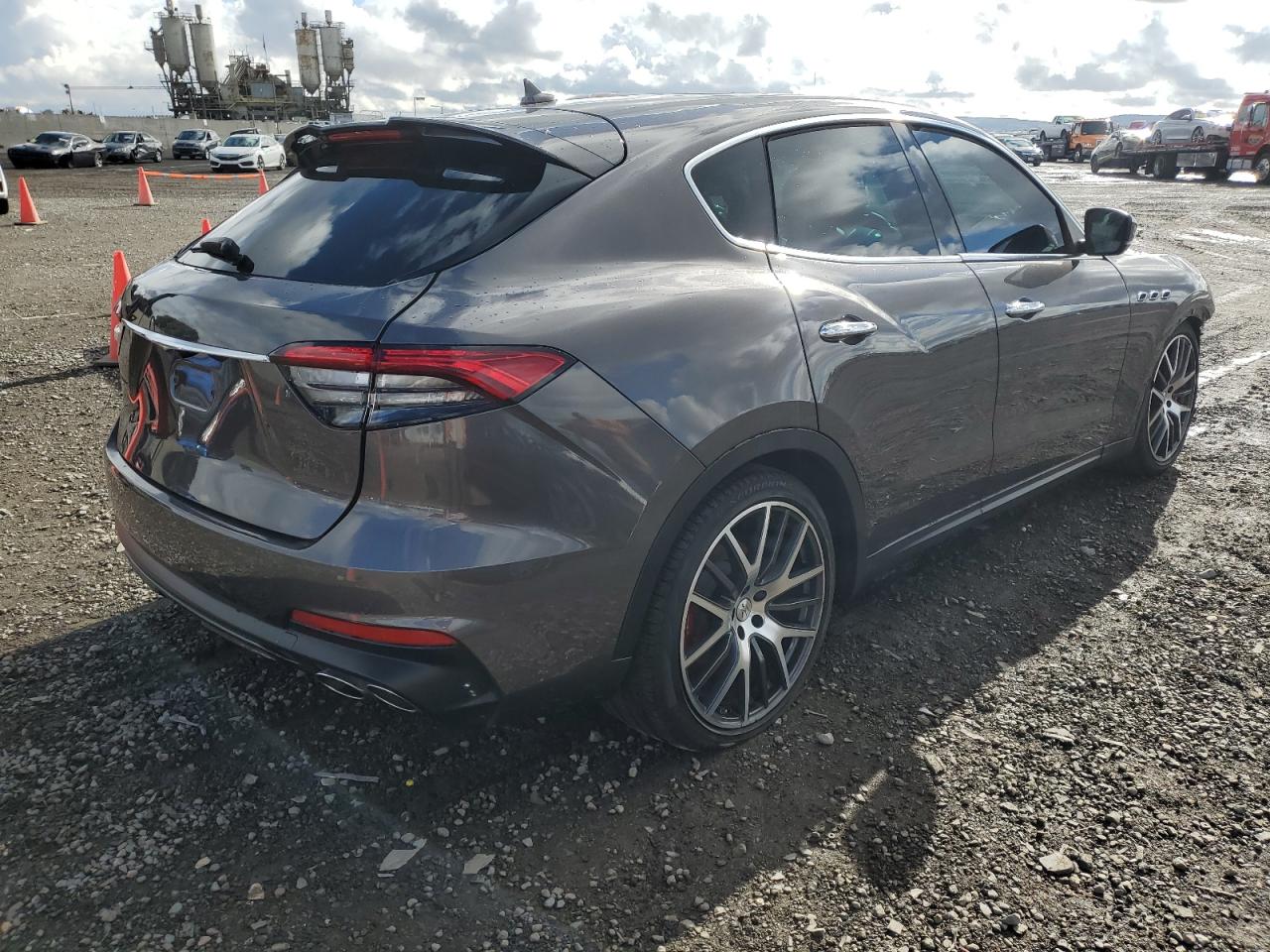 2022 MASERATI LEVANTE MODENA VIN:ZN661YUM7NX388487