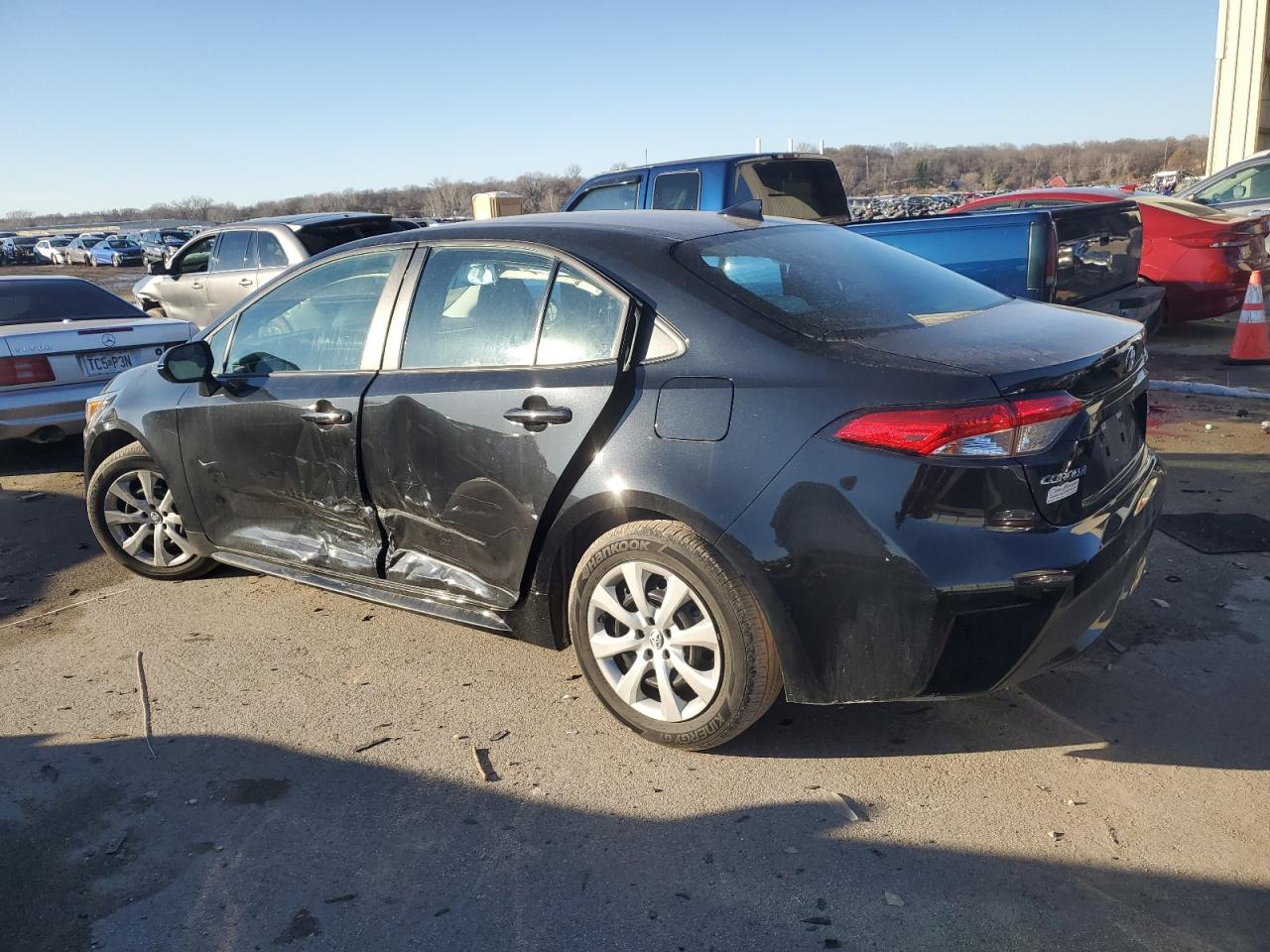 2022 TOYOTA COROLLA LE VIN:5YFEPMAE5NP281566