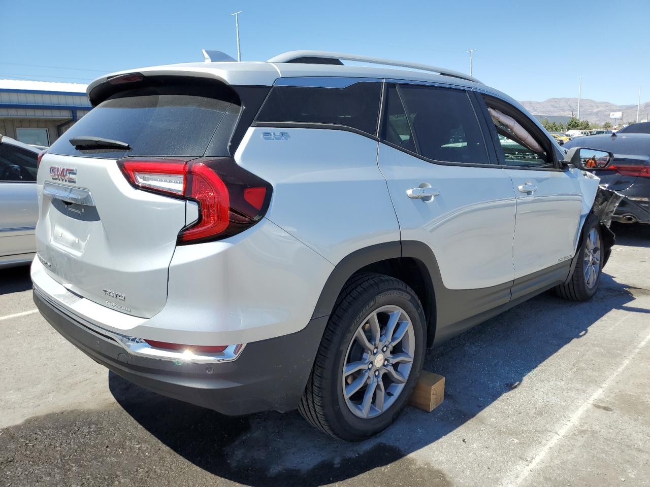 2022 GMC TERRAIN SLT VIN:3GKALVEV0NL112308
